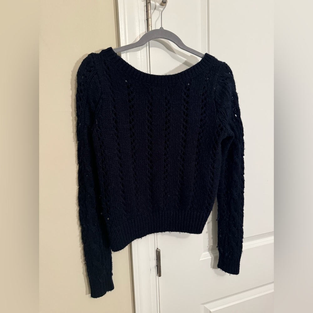 Cropped Hollister Knit Sweater in Navy